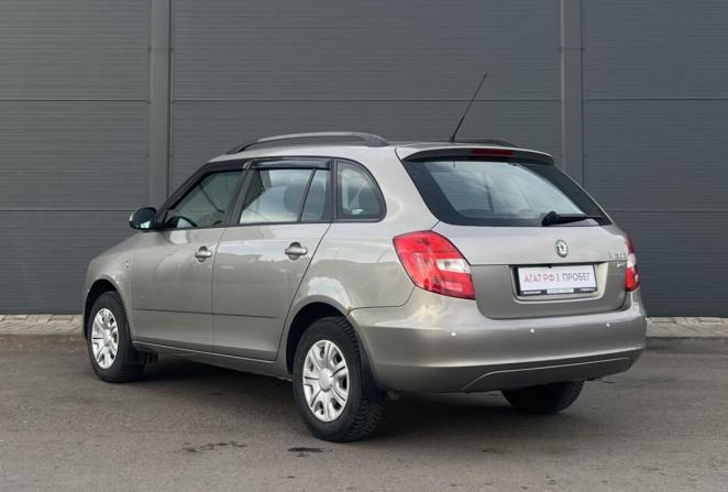 Skoda Fabia II Рестайлинг с пробегом 2011 года, цена 500 000 рублей, 183330 км, универсал, Автокод Объявления
