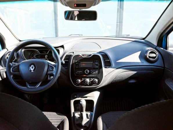 Renault Kaptur I с пробегом 2016 года, цена 1 017 000 рублей, 292751 км, внедорожник, Автокод Объявления