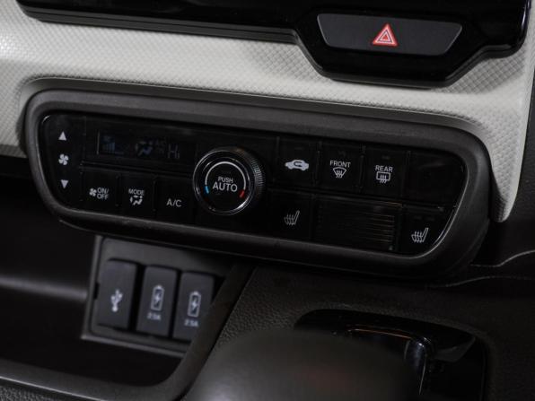 Honda N-BOX II с пробегом 2020 года, цена 1 099 000 рублей, 49038 км, микровэн, Автокод Объявления