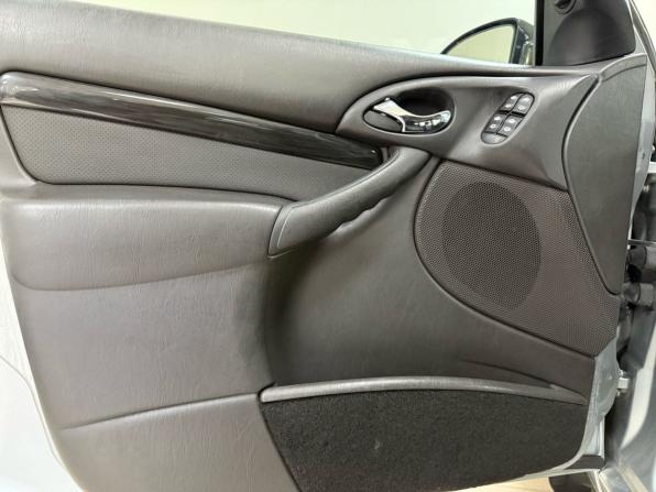 Ford Focus I Рестайлинг с пробегом 2004 года, цена 315 000 рублей, 228462 км, хэтчбек, Автокод Объявления