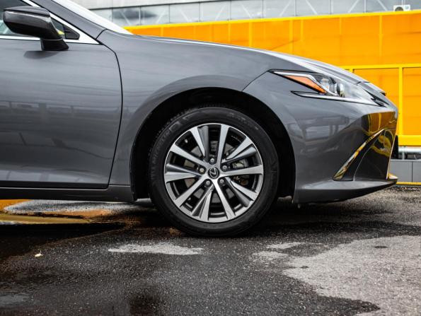 Lexus ES VII с пробегом 2021 года, цена 3 240 000 рублей, 88587 км, седан, Автокод Объявления