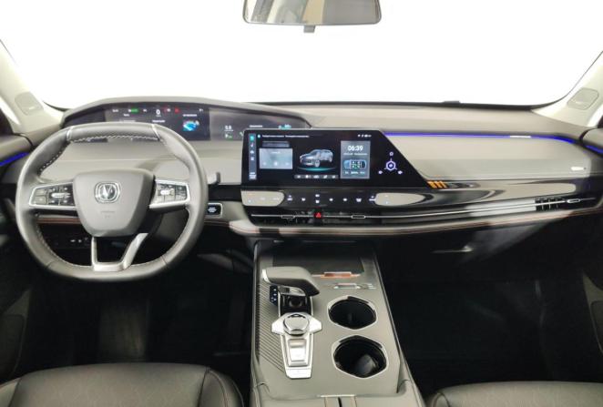Changan UNI-K с пробегом 2023 года, цена 3 080 000 рублей, 53627 км, внедорожник, Автокод Объявления