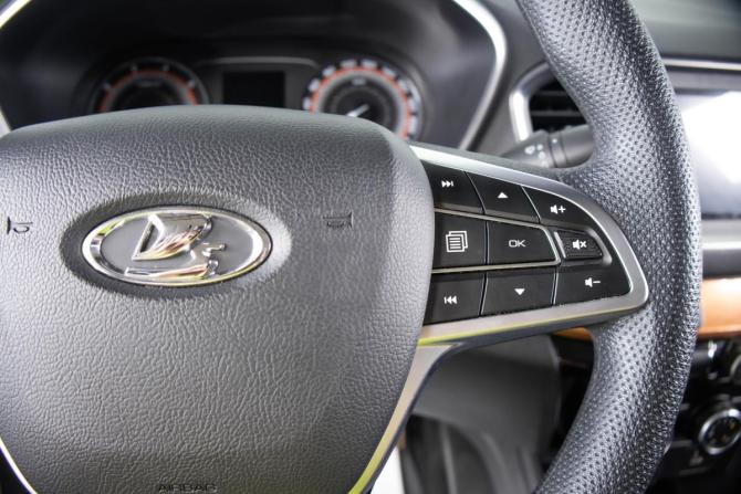 Lada (ВАЗ) Vesta I Рестайлинг (NG) с пробегом 2023 года, цена 1 449 000 рублей, 91000 км, седан, Автокод Объявления