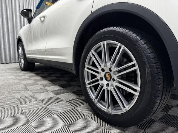 Porsche Cayenne II (958) с пробегом 2011 года, цена 2 550 000 рублей, 246269 км, внедорожник, Автокод Объявления