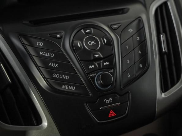 Ford Focus III с пробегом 2013 года, цена 799 000 рублей, 175197 км, хэтчбек, Автокод Объявления