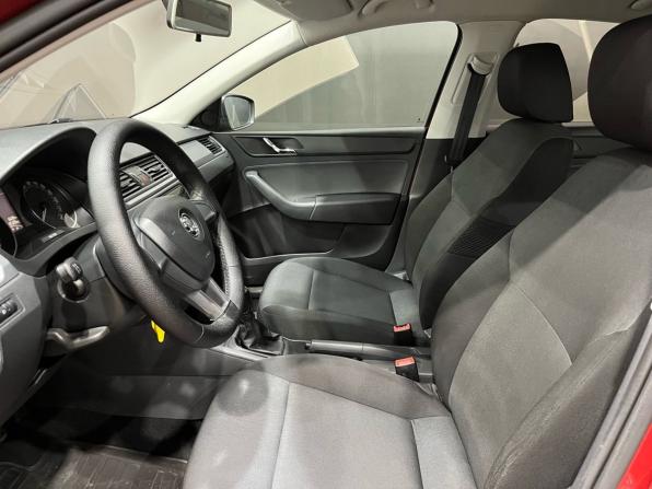 Skoda Rapid I с пробегом 2016 года, цена 1 274 000 рублей, 135306 км, лифтбек, Автокод Объявления