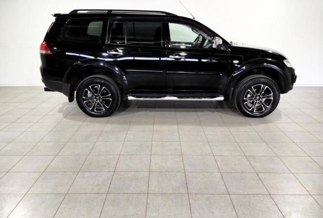 Mitsubishi Pajero Sport II Рестайлинг с пробегом 2013 года, цена 1 670 000 рублей, 236131 км, внедорожник, Автокод Объявления