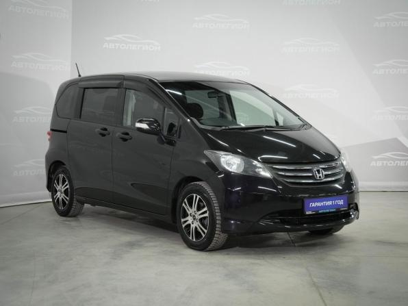 Honda Freed I Рестайлинг с пробегом 2011 года, цена 1 155 000 рублей, 139000 км, компактвэн, Автокод Объявления