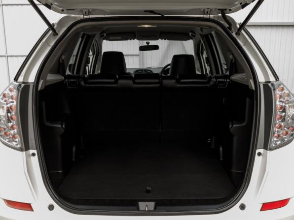 Honda Fit Shuttle I Рестайлинг с пробегом 2013 года, цена 980 000 рублей, 124053 км, универсал, Автокод Объявления