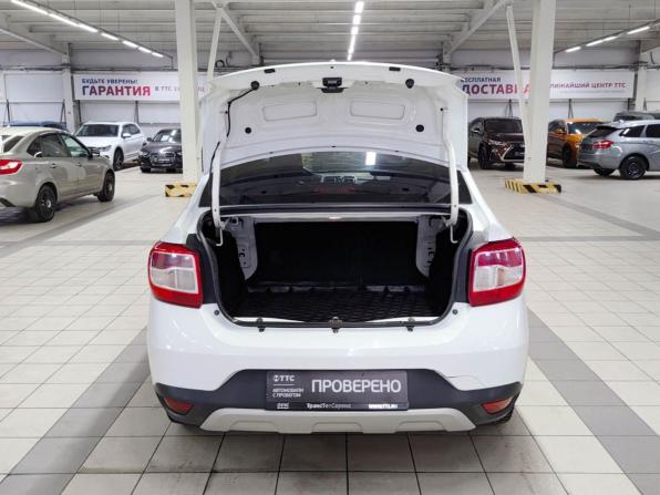 Renault Logan II Рестайлинг с пробегом 2018 года, цена 915 000 рублей, 144130 км, седан, Автокод Объявления