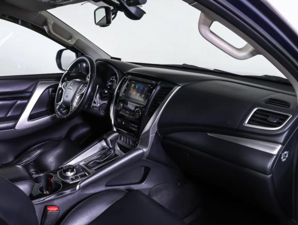 Mitsubishi Pajero Sport III с пробегом 2019 года, цена 3 134 000 рублей, 128299 км, внедорожник, Автокод Объявления