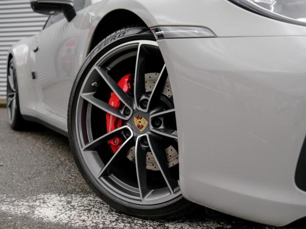 Porsche 911 VIII (992) с пробегом 2021 года, цена 17 439 000 рублей, 18871 км, купе, Автокод Объявления