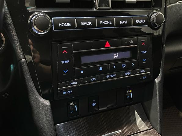 Toyota Camry VII (XV50) Рестайлинг с пробегом 2017 года, цена 1 540 000 рублей, 178341 км, седан, Автокод Объявления
