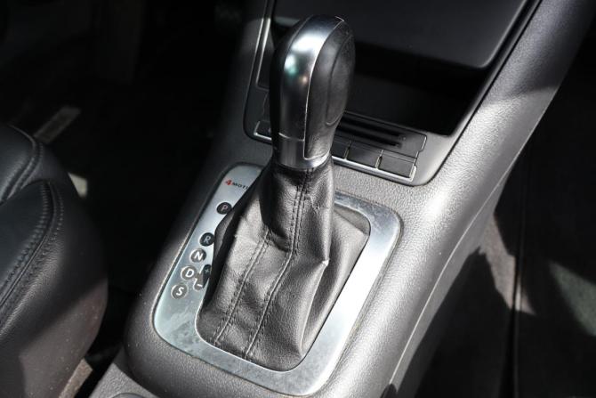 Volkswagen Tiguan I Рестайлинг с пробегом 2011 года, цена 999 000 рублей, 182000 км, внедорожник, Автокод Объявления