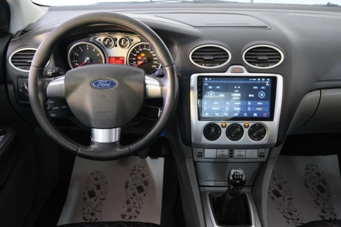 Ford Focus II Рестайлинг с пробегом 2011 года, цена 589 000 рублей, 302000 км, седан, Автокод Объявления