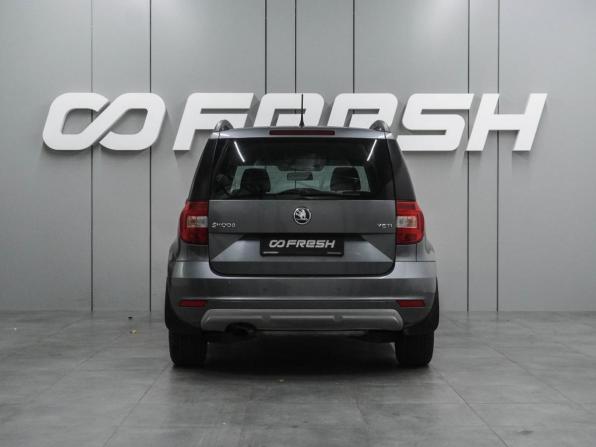 Skoda Yeti I Рестайлинг с пробегом 2014 года, цена 949 000 рублей, 152202 км, внедорожник, Автокод Объявления