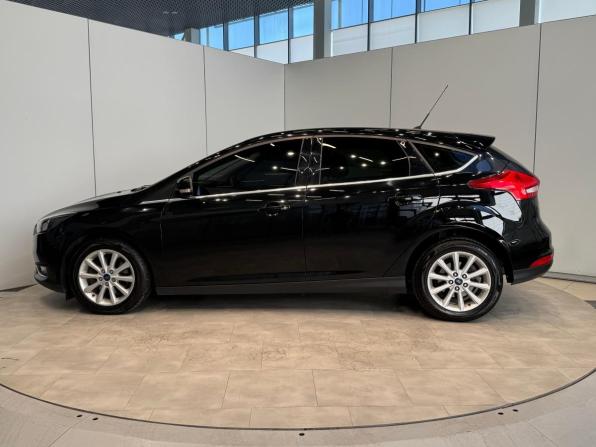 Ford Focus III Рестайлинг с пробегом 2016 года, цена 1 350 000 рублей, 137889 км, хэтчбек, Автокод Объявления