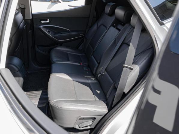 Hyundai Santa Fe III Рестайлинг с пробегом 2017 года, цена 2 247 000 рублей, 136113 км, внедорожник, Автокод Объявления