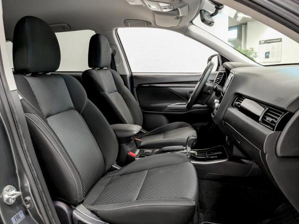 Mitsubishi Outlander III Рестайлинг 3 с пробегом 2020 года, цена 2 200 000 рублей, 92167 км, внедорожник, Автокод Объявления