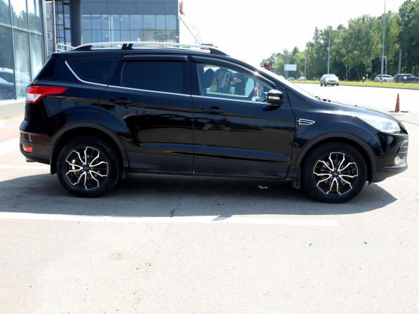 Ford Kuga II Рестайлинг с пробегом 2016 года, цена 1 600 000 рублей, 122900 км, внедорожник, Автокод Объявления