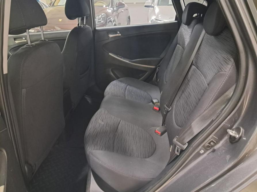 Hyundai Solaris I Рестайлинг Набережные Челны  - изображение 15