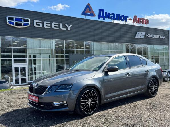 Skoda Octavia III (A7) Рестайлинг с пробегом 2017 года, цена 1 680 000 рублей, 187964 км, лифтбек, Автокод Объявления