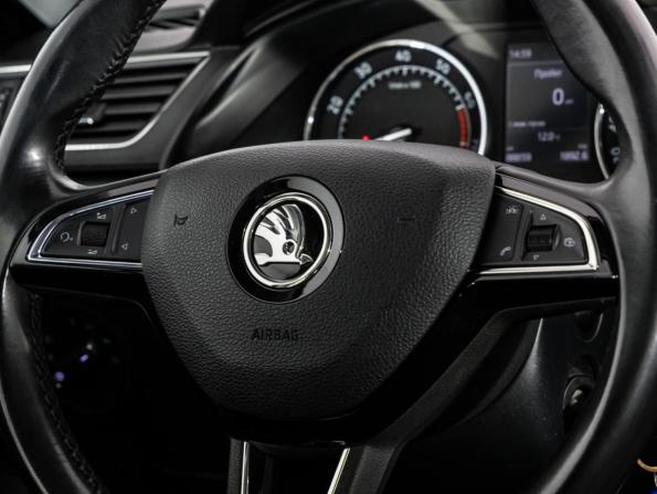 Skoda Superb III с пробегом 2017 года, цена 2 199 000 рублей, 88858 км, лифтбек, Автокод Объявления