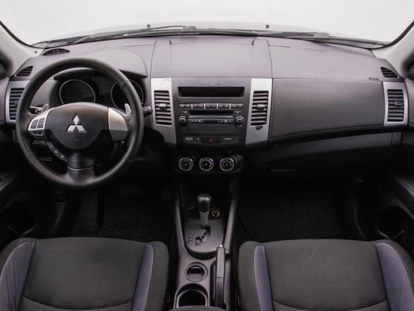 Mitsubishi Outlander II Рестайлинг с пробегом 2010 года, цена 870 000 рублей, 198974 км, внедорожник, Автокод Объявления
