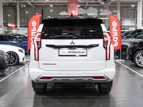 Mitsubishi Montero Sport III Рестайлинг с пробегом 2022 года, цена 4 119 585 рублей, 134084 км, внедорожник, Автокод Объявления