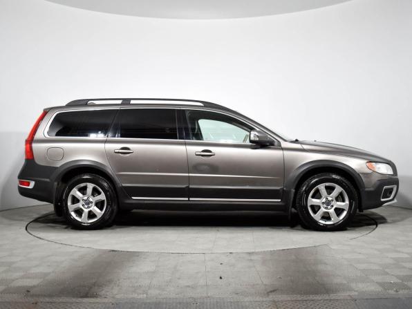 Volvo XC70 II с пробегом 2010 года, цена 1 100 000 рублей, 311533 км, универсал, Автокод Объявления