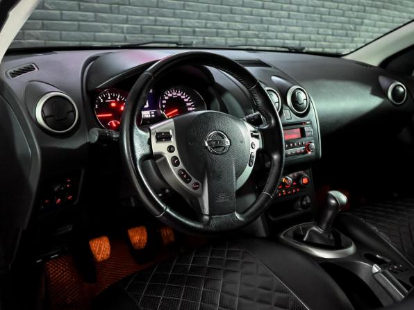 Nissan Qashqai I Рестайлинг с пробегом 2011 года, цена 1 200 000 рублей, 126819 км, внедорожник, Автокод Объявления