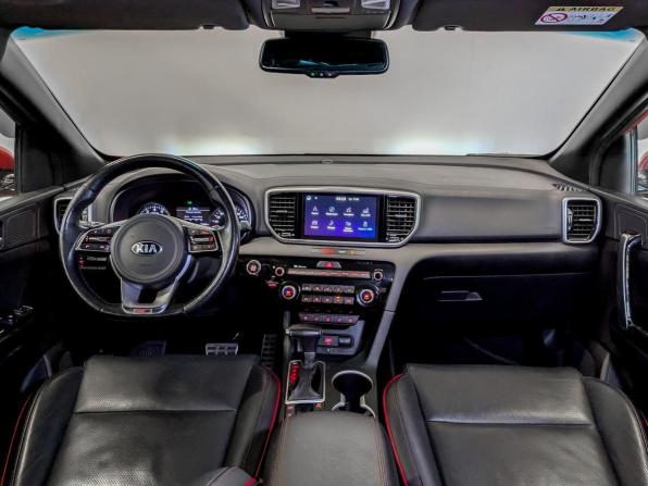 Kia Sportage IV Рестайлинг с пробегом 2021 года, цена 2 945 000 рублей, 63859 км, внедорожник, Автокод Объявления