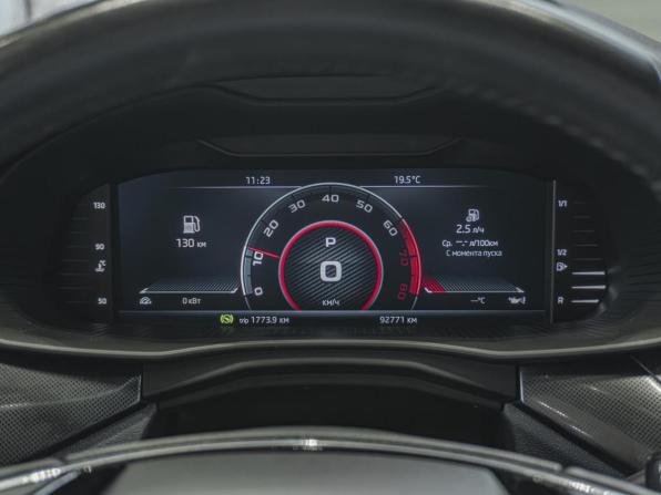 Skoda Rapid II с пробегом 2021 года, цена 1 750 000 рублей, 92771 км, лифтбек, Автокод Объявления
