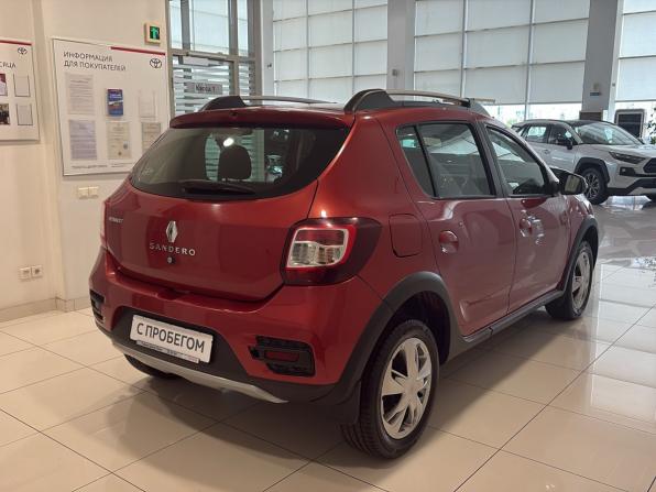 Renault Sandero II с пробегом 2017 года, цена 680 000 рублей, 147000 км, хэтчбек, Автокод Объявления