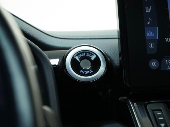 Toyota Land Cruiser 300 Series с пробегом 2021 года, цена 8 487 077 рублей, 155804 км, внедорожник, Автокод Объявления