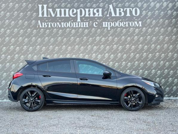 Chevrolet Cruze II с пробегом 2018 года, цена 1 180 000 рублей, 121000 км, хэтчбек, Автокод Объявления