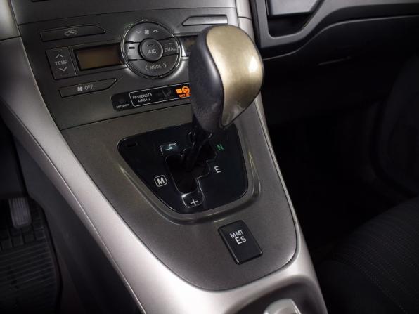 Toyota Auris I с пробегом 2008 года, цена 659 995 рублей, 161402 км, хэтчбек, Автокод Объявления