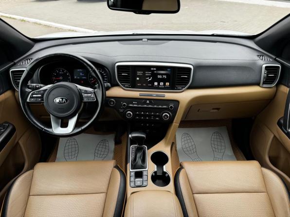 Kia Sportage IV Рестайлинг с пробегом 2020 года, цена 2 480 000 рублей, 110180 км, внедорожник, Автокод Объявления