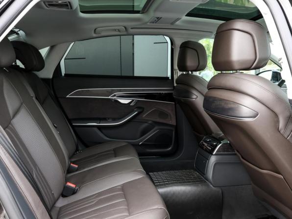 Audi A8 IV (D5) Рестайлинг с пробегом 2023 года, цена 7 600 000 рублей, 26466 км, седан, Автокод Объявления