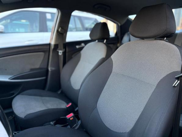 Hyundai Solaris I с пробегом 2012 года, цена 644 000 рублей, 296337 км, седан, Автокод Объявления