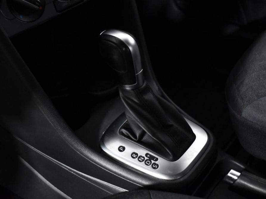 Volkswagen Polo V Рестайлинг Санкт-Петербург  - изображение 12