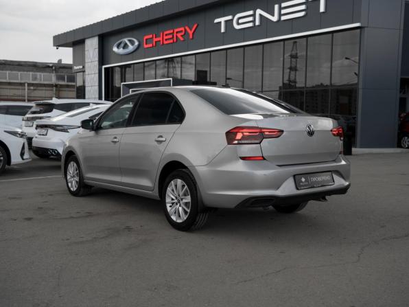 Volkswagen Polo VI с пробегом 2022 года, цена 1 945 000 рублей, 32930 км, лифтбек, Автокод Объявления