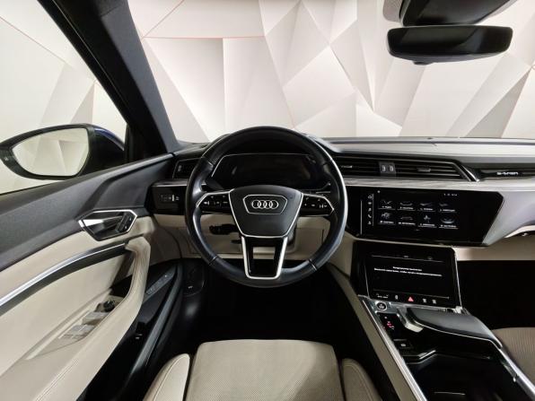 Audi e-tron I с пробегом 2021 года, цена 3 195 000 рублей, 142875 км, внедорожник, Автокод Объявления