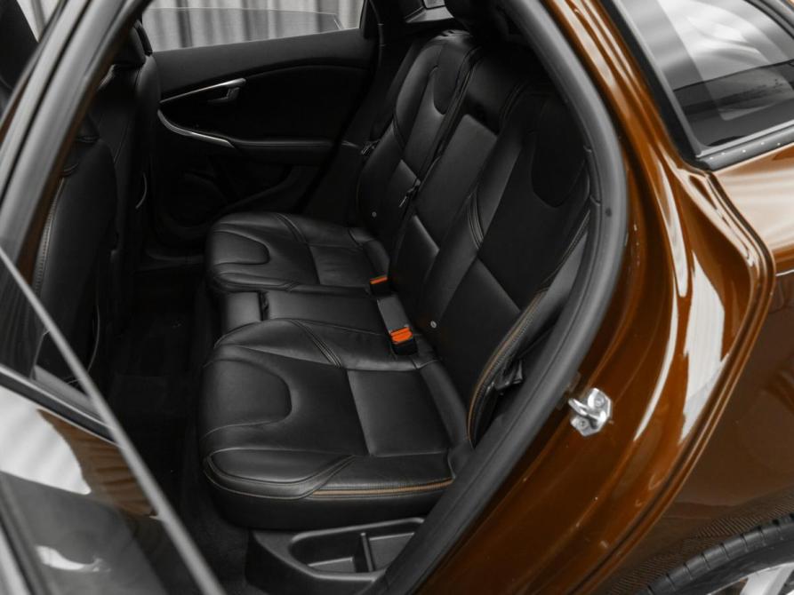 Volvo V40 Cross Country I Рестайлинг Москва  - изображение 12