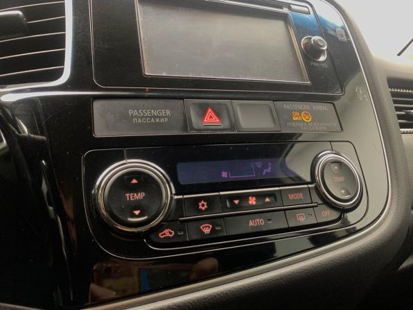Mitsubishi Outlander III Рестайлинг с пробегом 2014 года, цена 1 459 000 рублей, 203679 км, внедорожник, Автокод Объявления