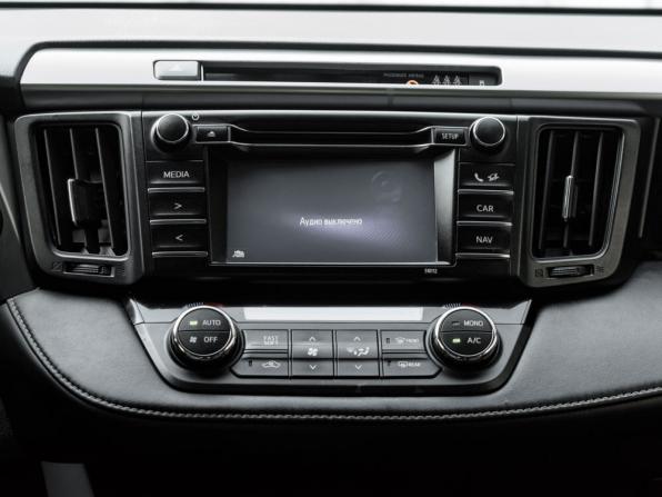 Toyota RAV4 IV (XA40) Рестайлинг с пробегом 2016 года, цена 2 200 000 рублей, 204949 км, внедорожник, Автокод Объявления