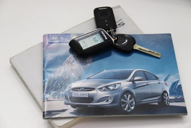 Hyundai Solaris I с пробегом 2013 года, цена 665 650 рублей, 324284 км, седан, Автокод Объявления