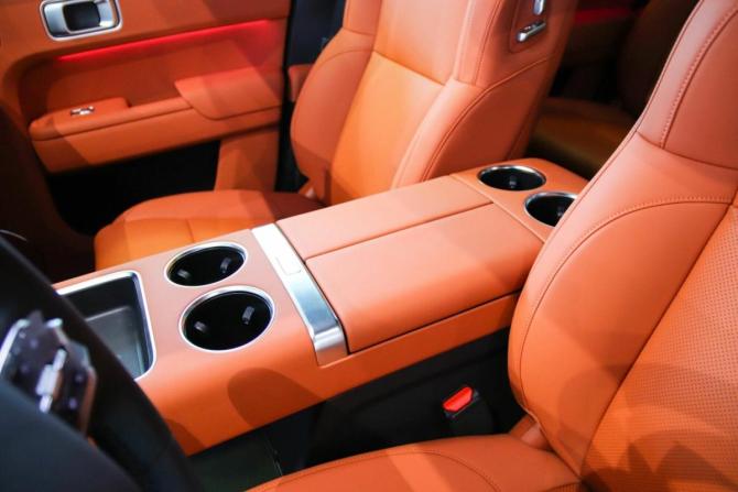 Новый Li Auto (Lixiang) L9 I Рестайлинг 2025 года, цена 12 295 835 рублей, внедорожник, Автокод Объявления