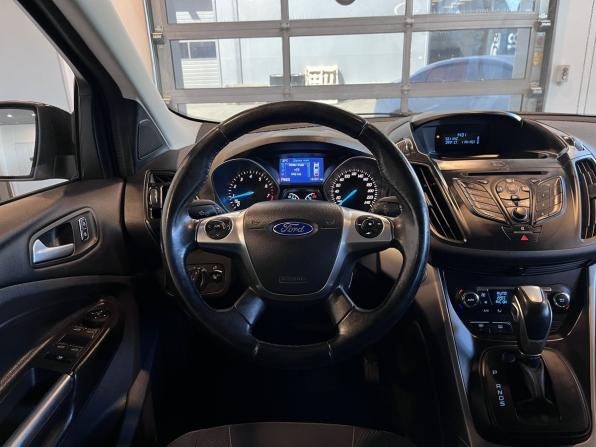 Ford Kuga II с пробегом 2013 года, цена 1 050 000 рублей, 164986 км, внедорожник, Автокод Объявления