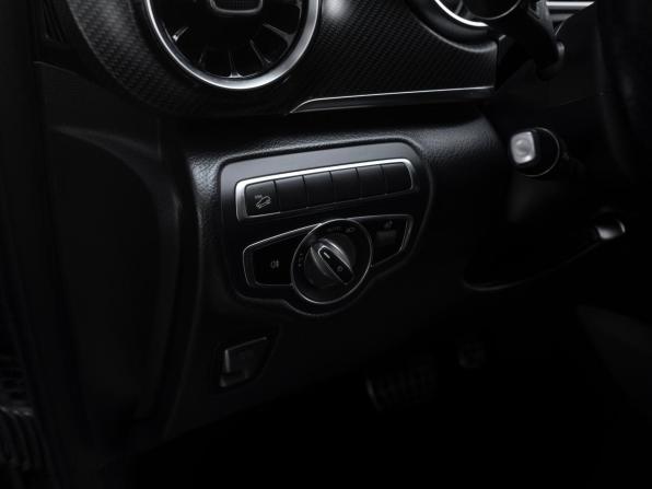 Mercedes-Benz V-Класс III (W447) Рестайлинг с пробегом 2019 года, цена 4 800 000 рублей, 192197 км, минивэн, Автокод Объявления
